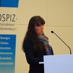 HPVBW-Mitgliederversammlung: Melanie Ratz berichtet über die ambulante Hospizarbeit im HPVBW - Foto: Birgit Beurer