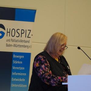 HPVBW-Mitgliederversammlung: Helga Eckermann, HPVBW-Schatzmeisterin berichtet über die Finanzen des Vereins- Foto: Birgit Beurer
